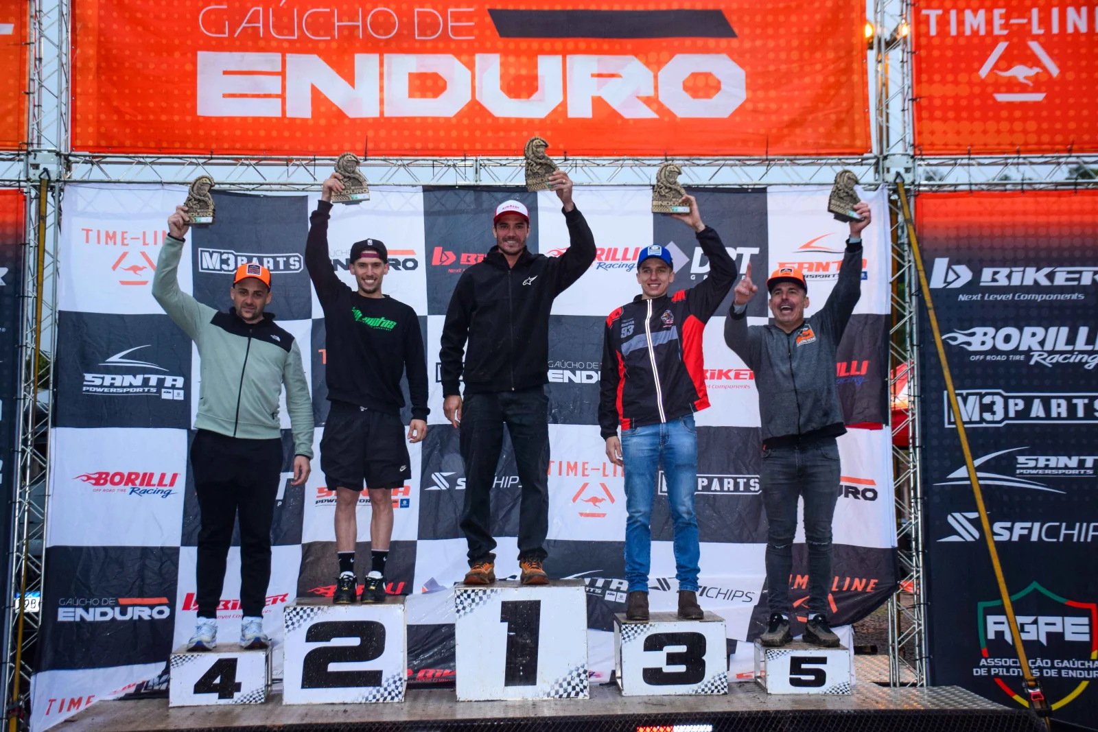 Imagem Campeonato Gaúcho de Enduro superou mau tempo e reuniu cerca de 150 pilotos em Caxias do Sul