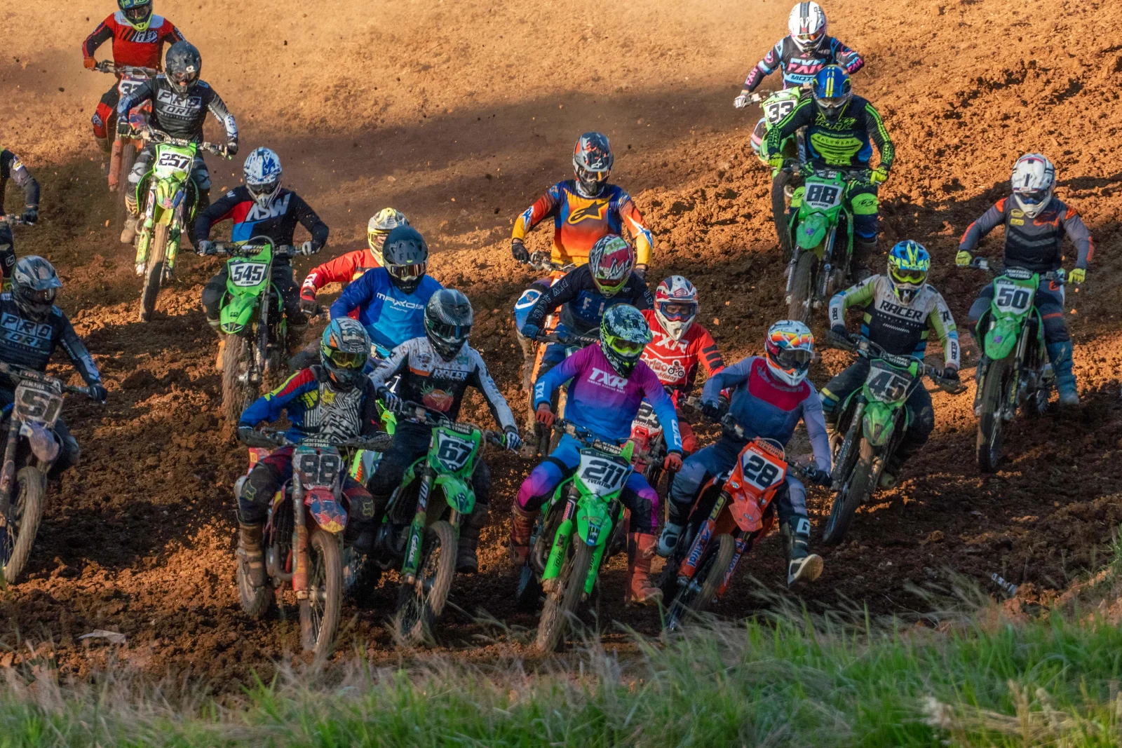 Imagem Capitão abre o Gaúcho de Motocross com grande presença de pilotos e público: Confira os Resultados