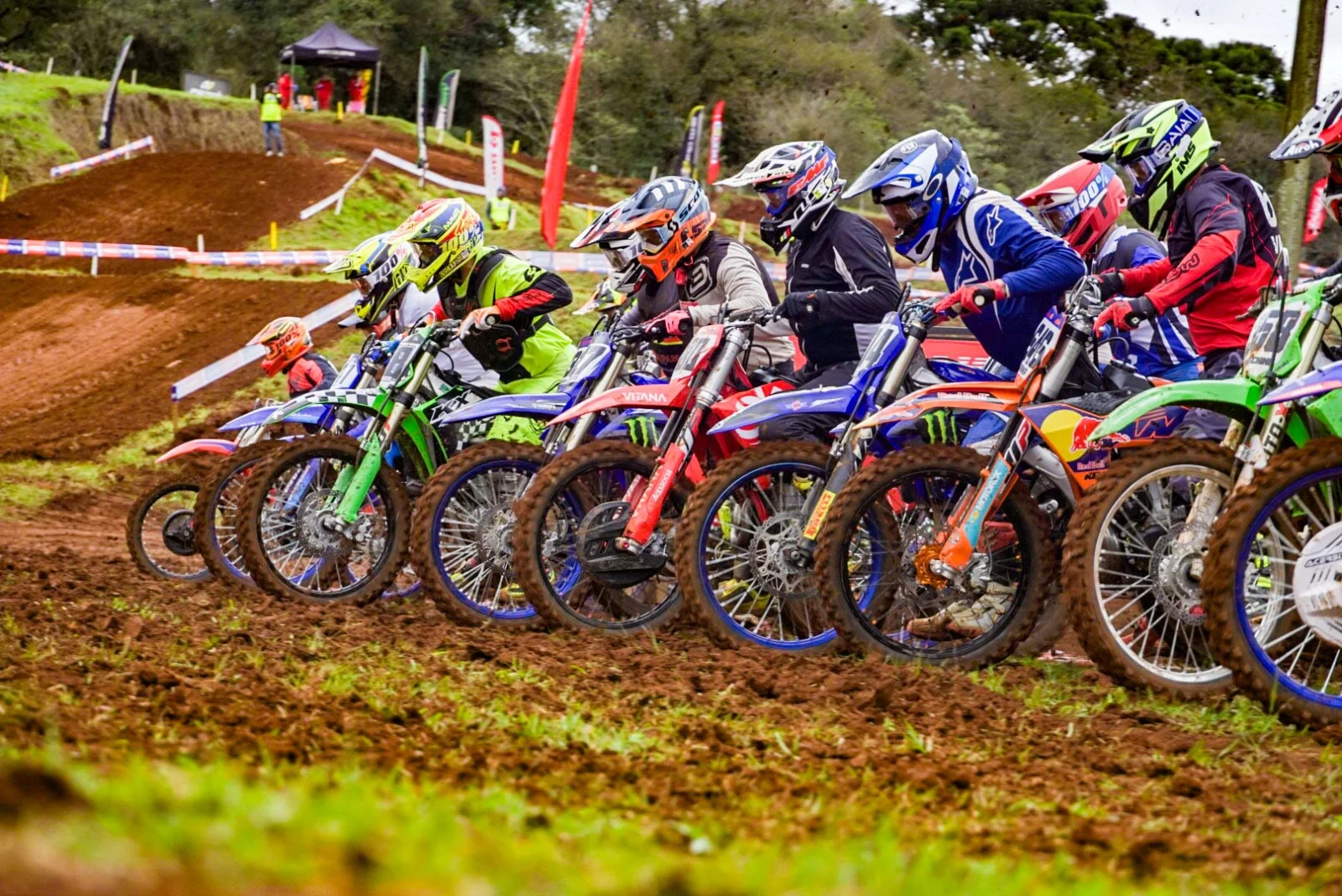 Imagem Tapejara acelera em um sábado gelado de Sul Brasileiro e Gaúcho de motocross
