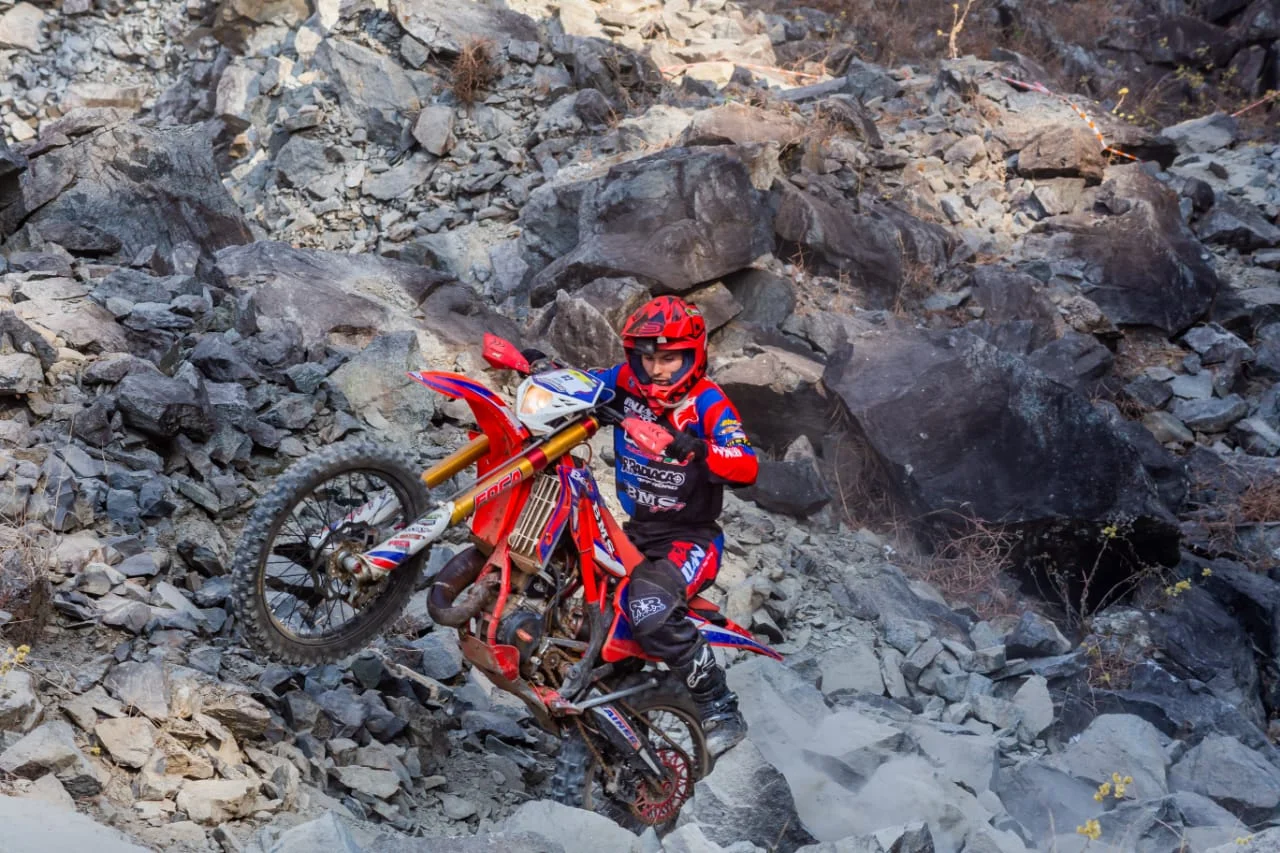 Imagem Gaúchos roubam a cena na abertura do brasileiro de Hard Enduro...