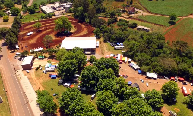 Imagem SOL FORTE E BELAS DISPUTAS NA 2ª ETAPA DO SPORTBAY GAÚCHO DE VELOCROSS EM ANTA GORDA/RS