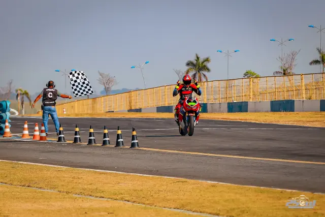 Imagem Motovelocidade  Super Bike Brasil