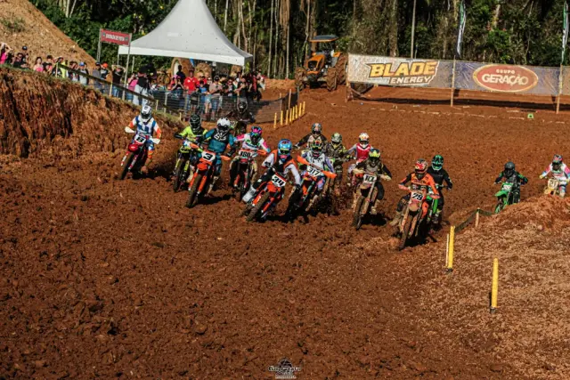 Imagem Domingo de Campeonato Brasileiro de Velocross animou o público em Indaial