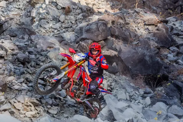Imagem Gaúchos roubam a cena na abertura do brasileiro de Hard Enduro...